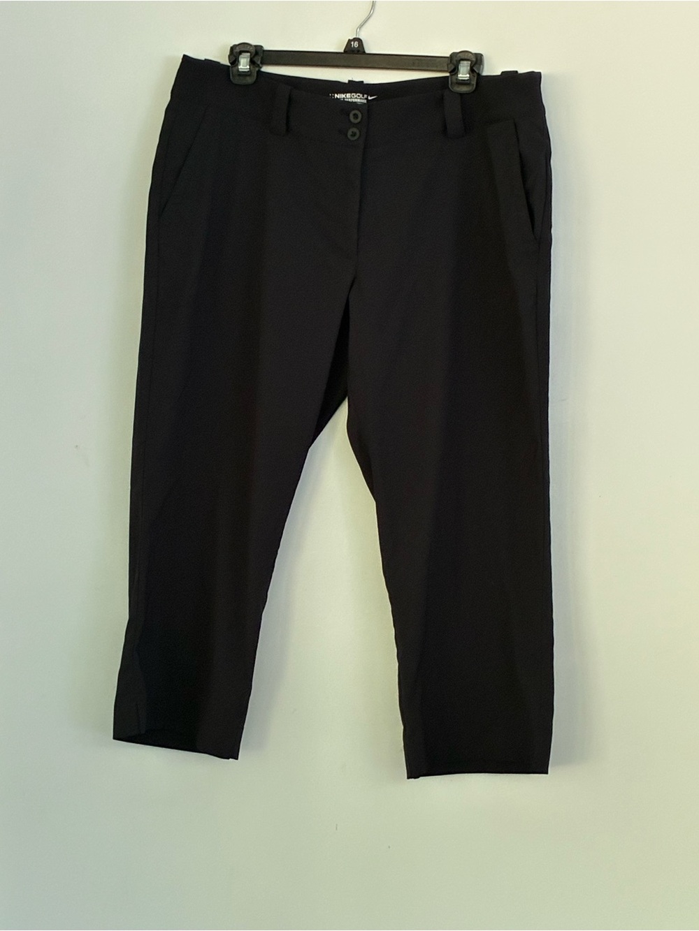 Nike Golf Woman’s Dri-Fit Black Performance Capris 14